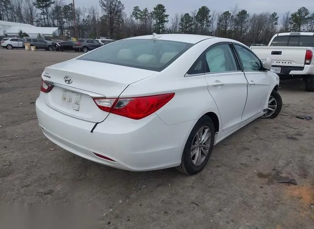 5NPEB4AC8DH712376 2013 2013 Hyundai Sonata- Gls 4