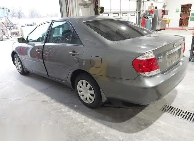 4T1BE32K45U612692 2005 2005 Toyota Camry- LE 3