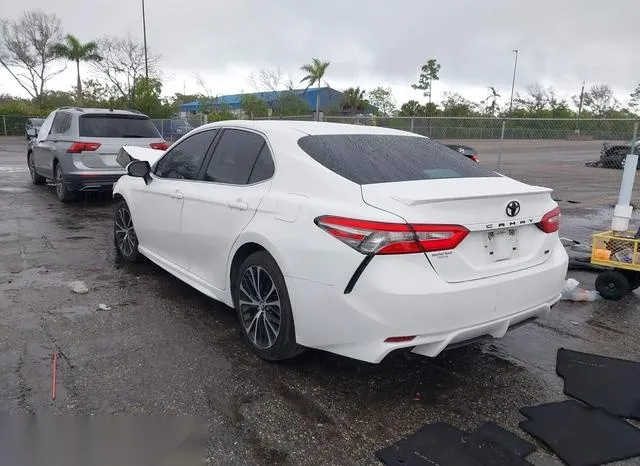 4T1B11HK8JU617623 2018 2018 Toyota Camry- SE 3