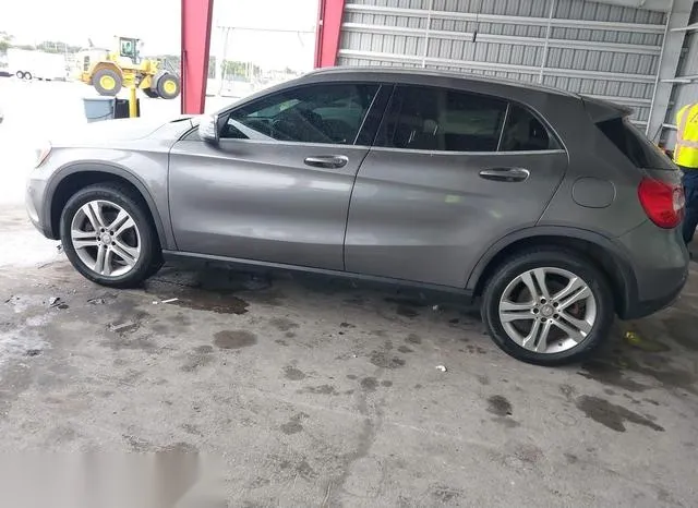 WDCTG4EBXGJ208251 2016 2016 Mercedes-Benz GLA 250 3