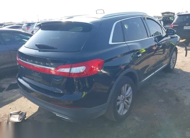 2LMPJ6JR2HBL37260 2017 2017 Lincoln MKX- Premiere 4