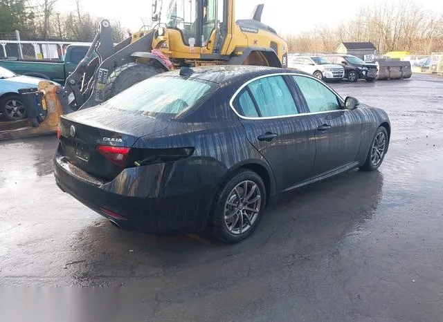 ZARFANANXL7629250 2020 2020 Alfa Romeo Giulia- Awd 4