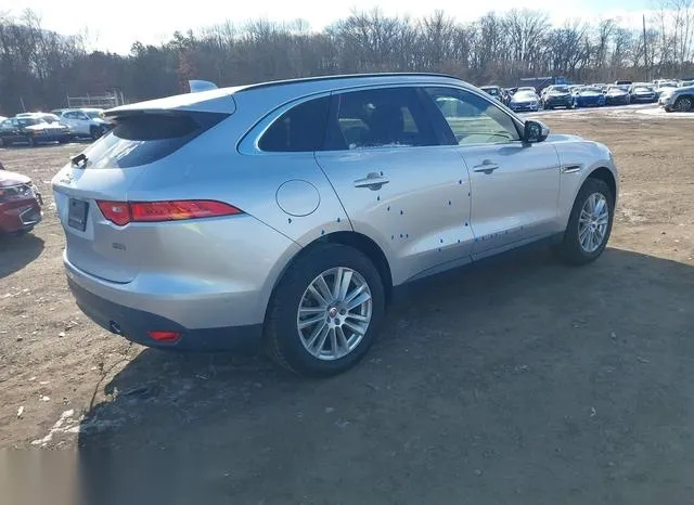 SADCK2FX5JA324357 2018 2018 Jaguar F-Pace- 25T Prestige 4