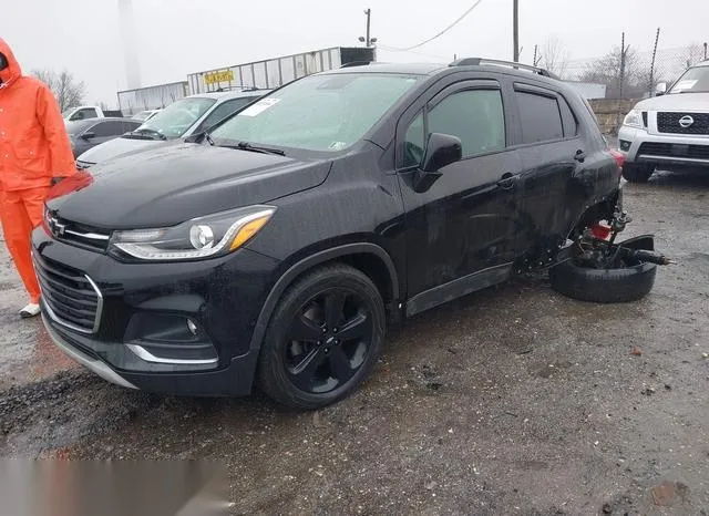 KL7CJRSB6JB553963 2018 2018 Chevrolet Trax- Premier 2