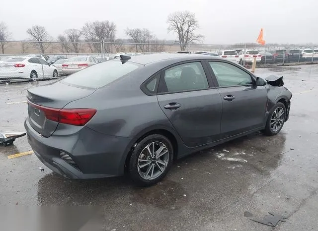 3KPF24AD3NE452116 2022 2022 KIA Forte- Lxs 4