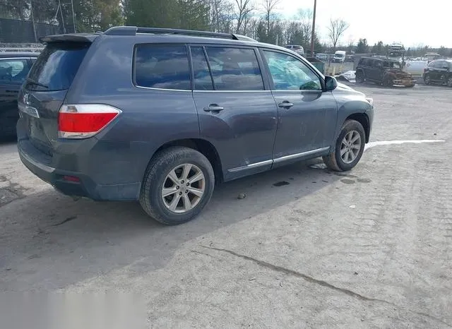 5TDBK3EH1BS066978 2011 2011 Toyota Highlander- Se V6 4