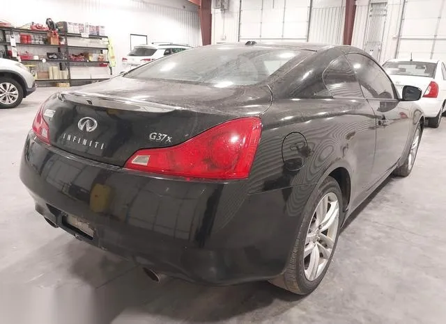 JNKCV64FX9M654072 2009 2009 Infiniti G37X 4