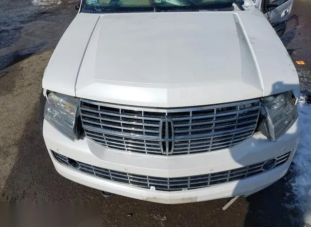 5LMJJ2J57AEJ10449 2010 2010 Lincoln Navigator 10