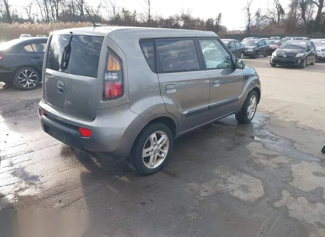 KNDJT2A24A7042347 2010 2010 KIA Soul- - 4