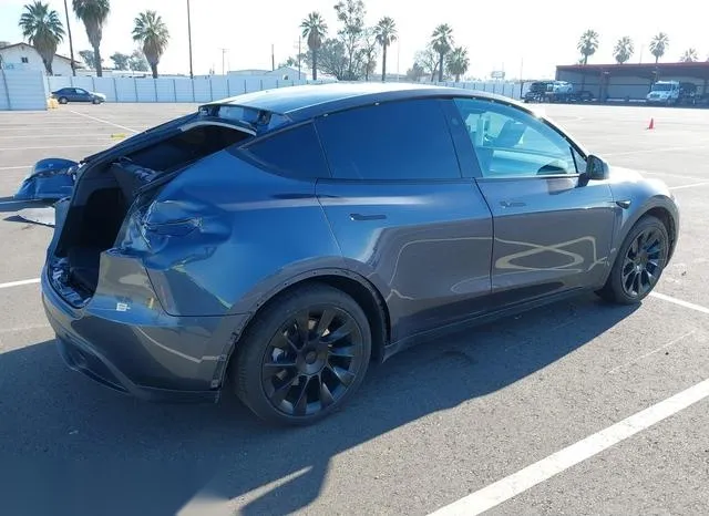 7SAYGAEE7PF885210 2023 2023 Tesla Model Y 4