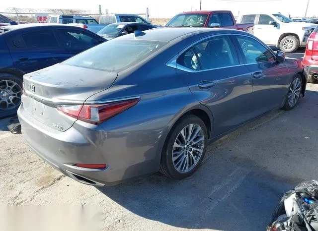 58AEZ1B19LU067477 2020 2020 Lexus ES- 350 Luxury 4