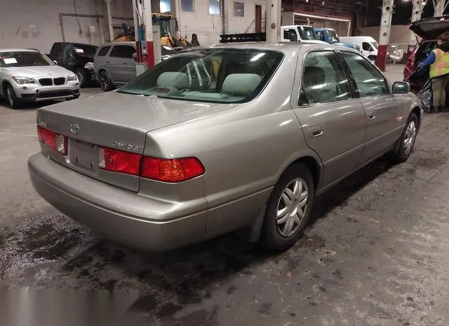 JT2BG22K110553989 2001 2001 Toyota Camry- LE 4