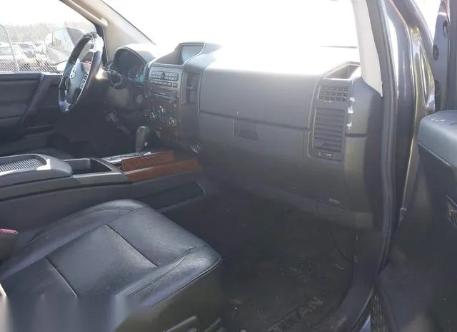 1N6AA07C28N340053 2008 2008 Nissan Titan- Le/Se/Xe 5