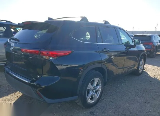 5TDZZRAH6LS512112 2020 2020 Toyota Highlander- LE 4