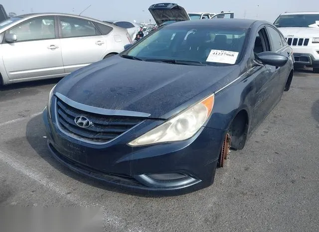 5NPEB4AC3BH220836 2011 2011 Hyundai Sonata- Gls 2