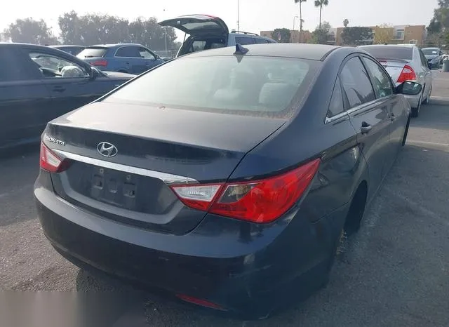 5NPEB4AC3BH220836 2011 2011 Hyundai Sonata- Gls 4