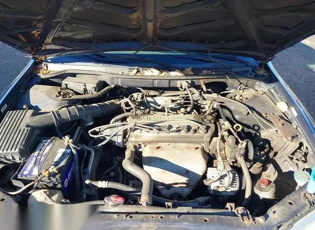 JHMCG66551C005028 2001 2001 Honda Accord- 2-3 LX 10