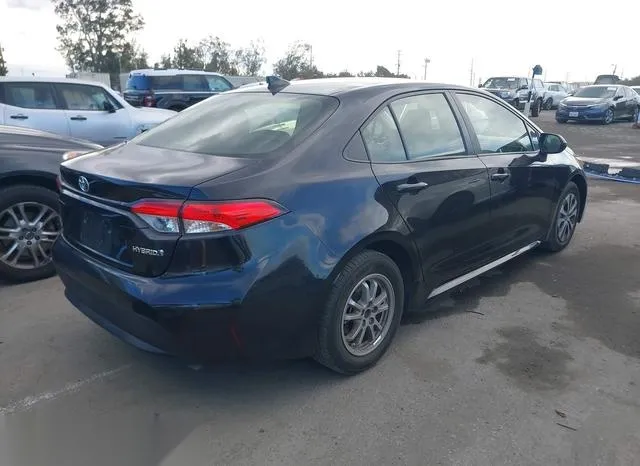 JTDEAMDE6NJ055716 2022 2022 Toyota Corolla- Hybrid Le 4