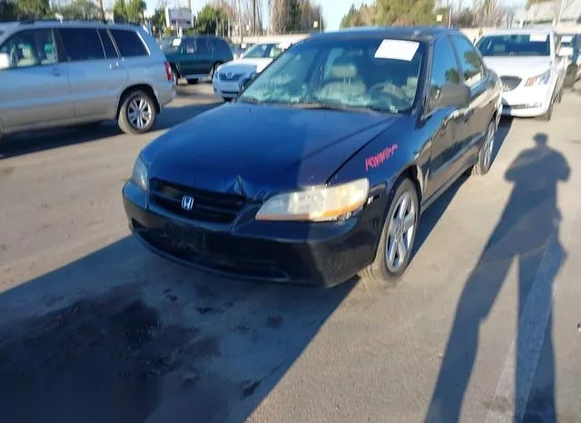 1HGCG1651YA083933 2000 2000 Honda Accord- 3-0 EX 2