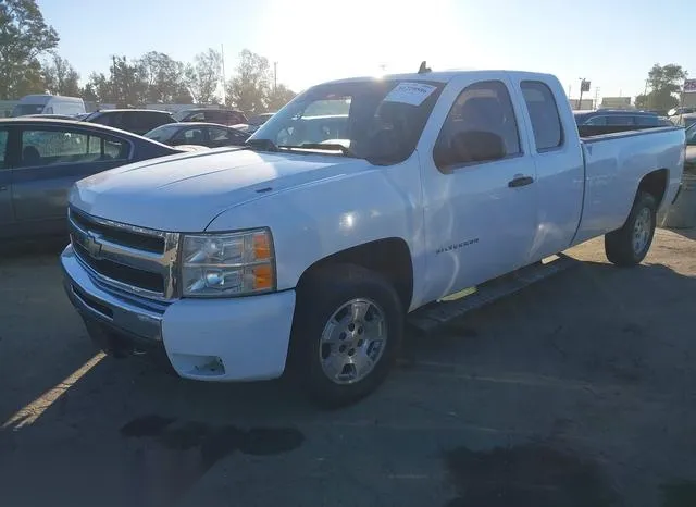 1GCRCSE06BZ255754 2011 2011 Chevrolet Silverado 1500- LT 2