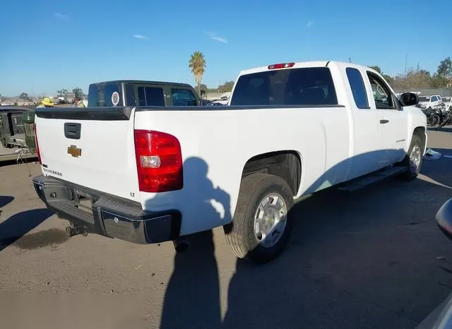 1GCRCSE06BZ255754 2011 2011 Chevrolet Silverado 1500- LT 4