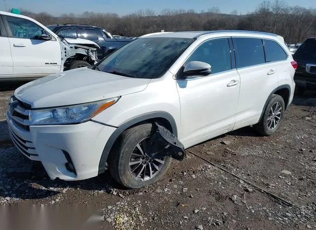 5TDKZRFH5HS189589 2017 2017 Toyota Highlander- Xle 2