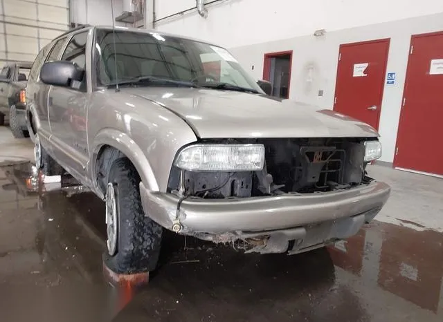 1GNDT13W22K213187 2002 2002 Chevrolet Blazer- LS 6