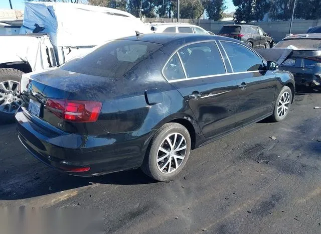 3VWDB7AJ8JM211535 2018 2018 Volkswagen Jetta- Se/Wolfsburg 4