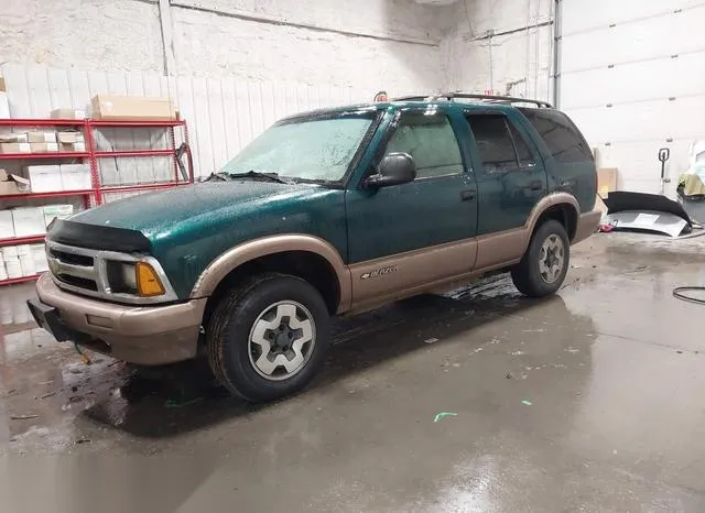 1GNDT13WXT2204027 1996 1996 Chevrolet Blazer 2