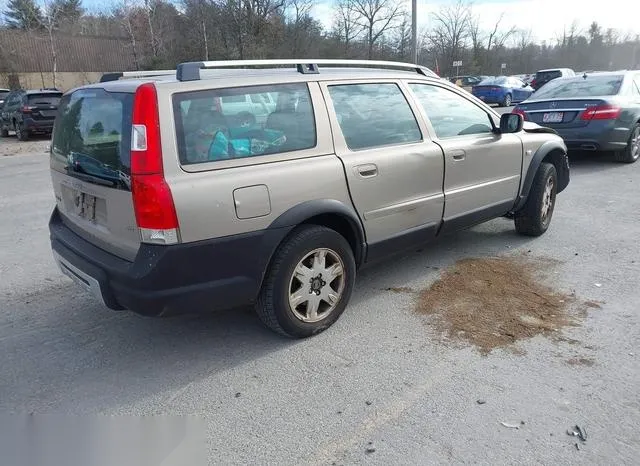 YV1SZ592251203600 2005 2005 Volvo XC70- 2-5T Awd 4