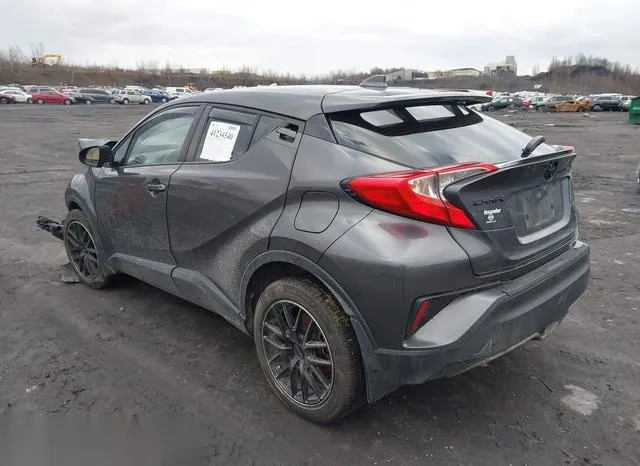 NMTKHMBX7LR104438 2020 2020 Toyota C-HR- Xle 3