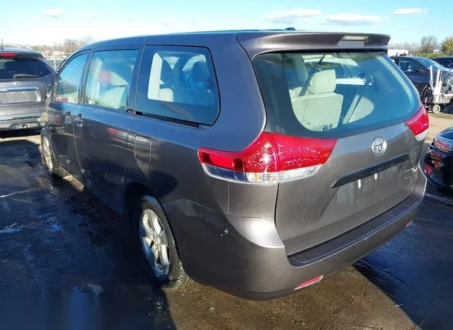 5TDKA3DC4CS010897 2012 2012 Toyota Sienna- Base 7 Passenger 3