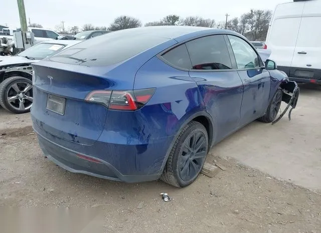 7SAYGDED1RA308245 2024 2024 Tesla Model Y 4