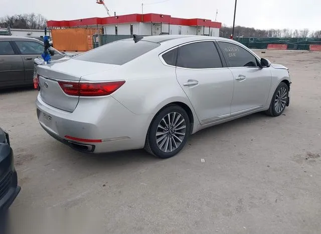 KNALC4J13H5037297 2017 2017 KIA Cadenza- Premium 4