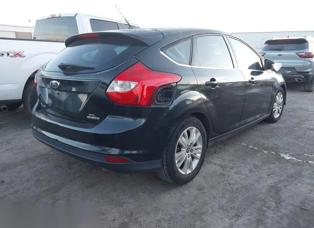 1FAHP3M27CL476122 2012 2012 Ford Focus- Sel 4