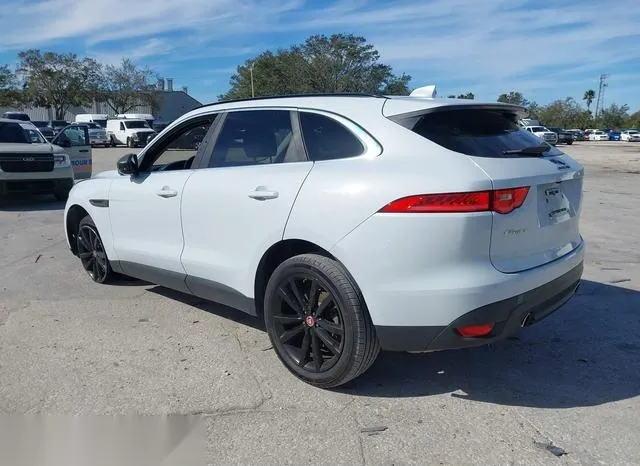 SADCK2BV4HA497169 2017 2017 Jaguar F-Pace- 35T Prestige 3