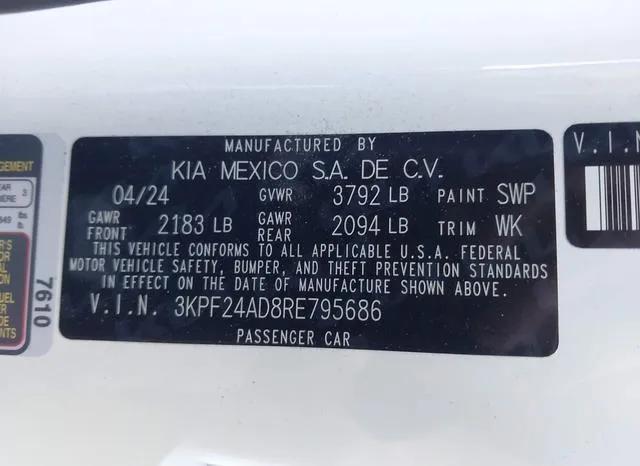 3KPF24AD8RE795686 2024 2024 KIA Forte- Lxs 9