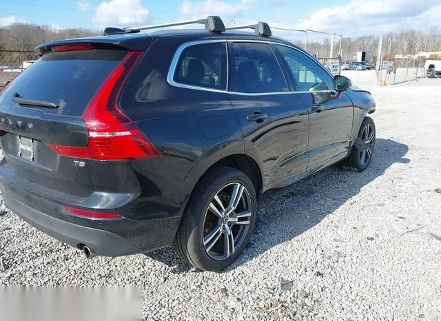 YV4102DK5M1787827 2021 2021 Volvo XC60- T5 Momentum 4