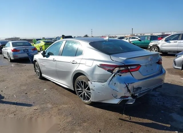 4T1G11AK4MU586004 2021 2021 Toyota Camry- SE 3