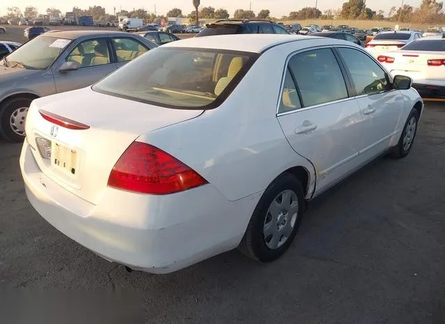 1HGCM56437A039552 2007 2007 Honda Accord- LX 4