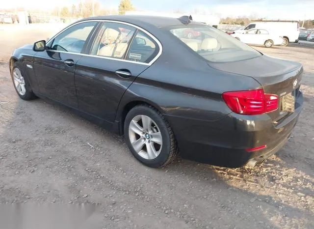 WBAXH5C52DD114461 2013 2013 BMW 5 Series- 528I Xdrive 3