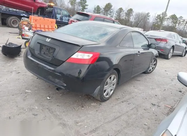 2HGFG12638H579572 2008 2008 Honda Civic- LX 4