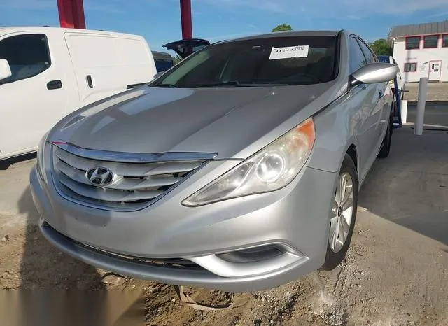 5NPEB4AC0BH287975 2011 2011 Hyundai Sonata- Gls 2