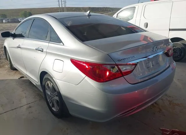 5NPEB4AC0BH287975 2011 2011 Hyundai Sonata- Gls 3