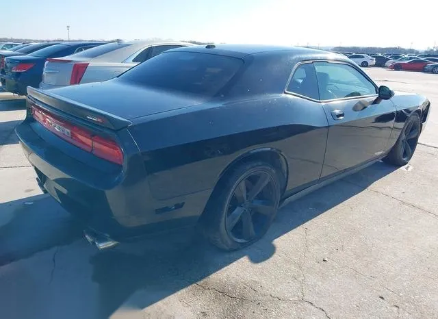 2B3LJ74W09H579485 2009 2009 Dodge Challenger- Srt8 4