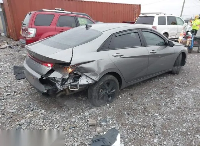 KMHLM4AG3NU326357 2022 2022 Hyundai Elantra- Sel 4