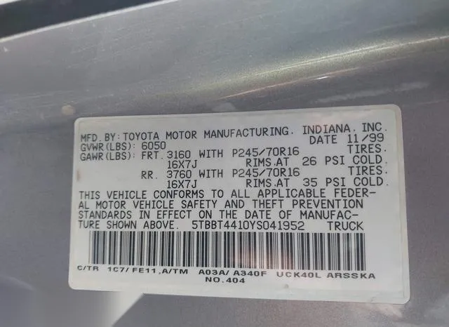 5TBBT4410YS041952 2000 2000 Toyota Tundra- Sr5 V8 9