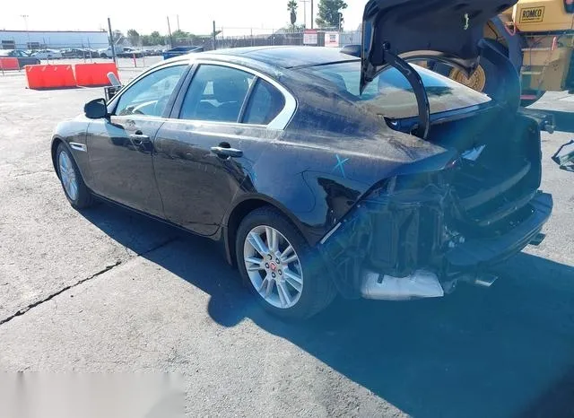 SAJAD4FX9JCP29457 2018 2018 Jaguar XE- 25T Premium 3