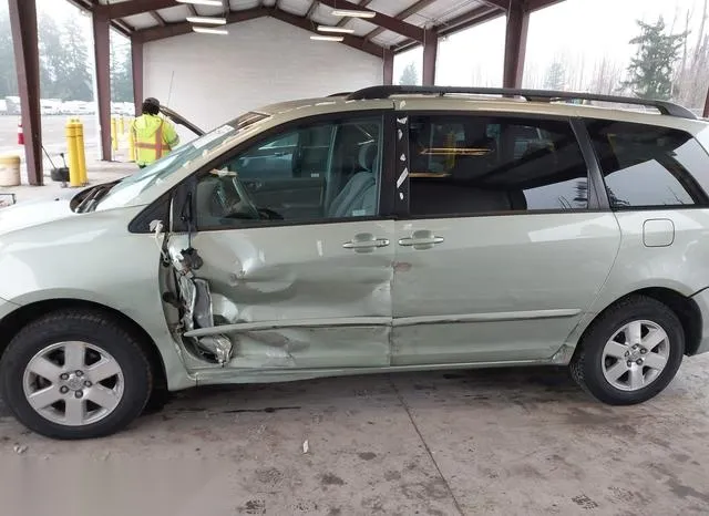 5TDZA23C06S493013 2006 2006 Toyota Sienna- LE 6