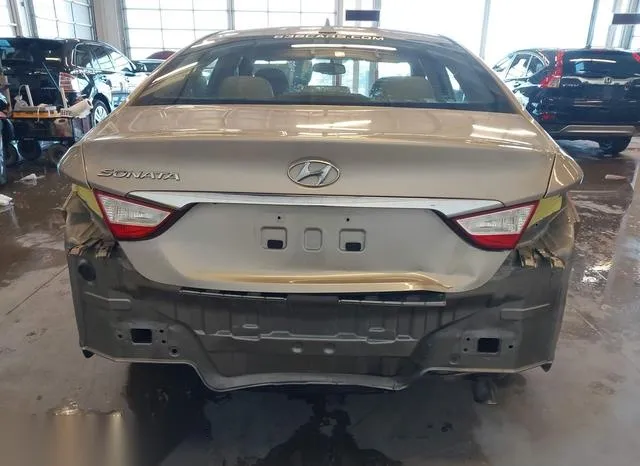 5NPEB4AC4CH323801 2012 2012 Hyundai Sonata- Gls 6